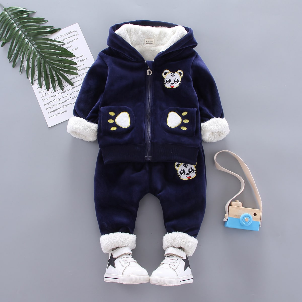 The New Children's clothing sports suit 5