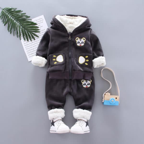 The New Children's clothing sports suit 1