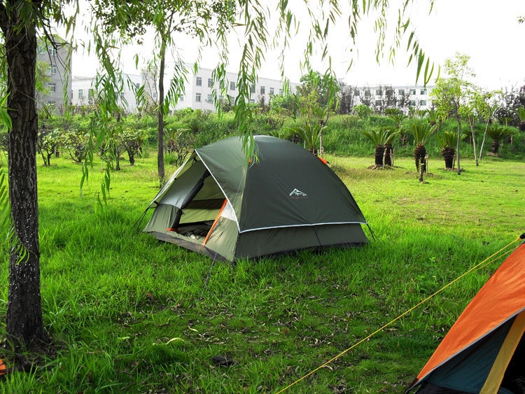 Waterproof camping tent 4